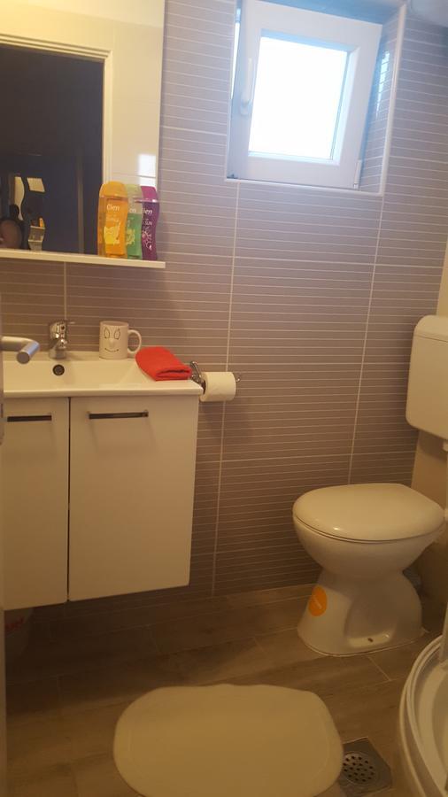 ביוגראד נה מורו Roko Apartments מראה חיצוני תמונה